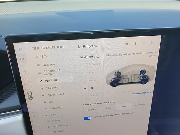 Tesla Model X 12 of 30