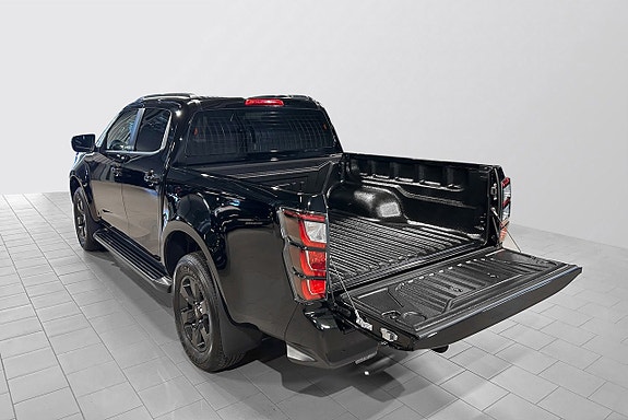 Isuzu D-max 8 of 25
