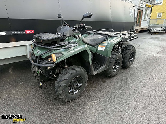 Can-Am Outlander 6X6 XU+ 450 -23 m. avdragbar moms / UTRUSTAD