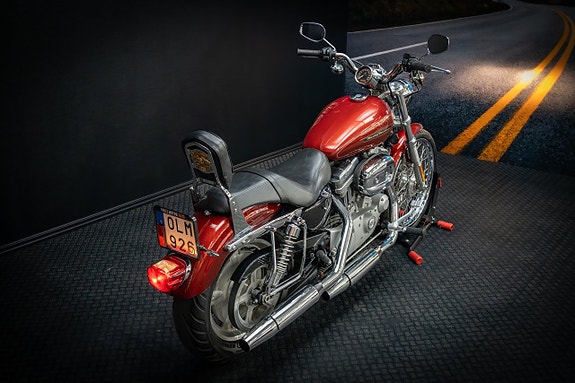 Harley-Davidson SPORTSTER 883 CUSTOM (XL883C) 5 of 15