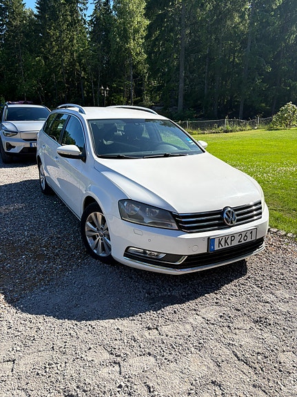 Volkswagen Passat 3 of 5