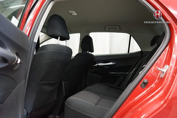 Toyota Auris 10 of 18