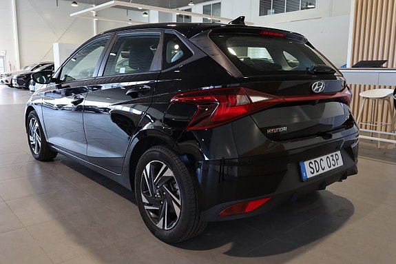 Hyundai i20 3 of 5