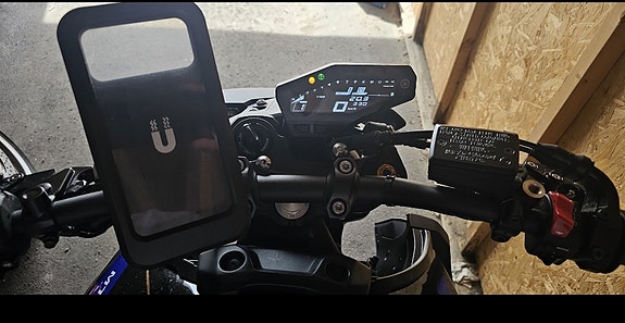 Yamaha MT-09 SP 2 of 4