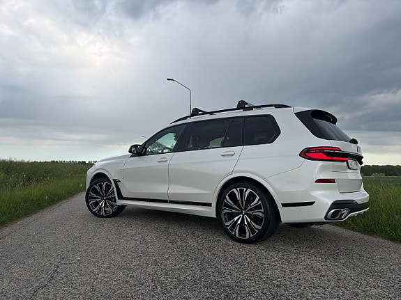 BMW X7 8 of 19