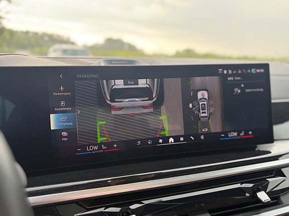 BMW X7 14 of 19