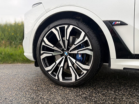 BMW X7 10 of 19
