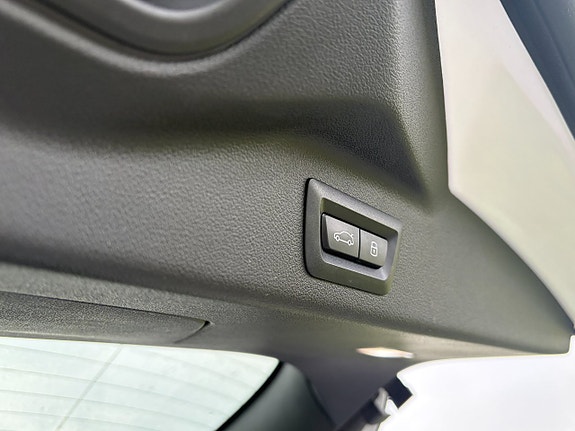 BMW X7 15 of 19