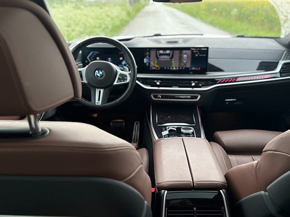 BMW X7 17 of 19