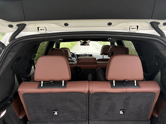 BMW X7 19 of 19