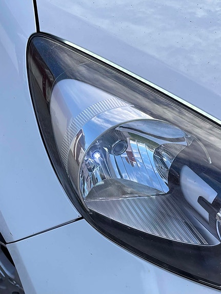 Kia Picanto 3 of 5