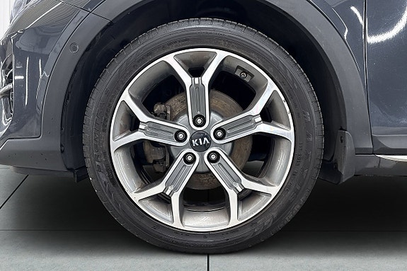 Kia XCeed 3 of 5