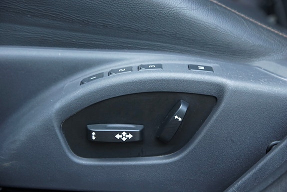 Volvo V60 Cross Country 17 of 26