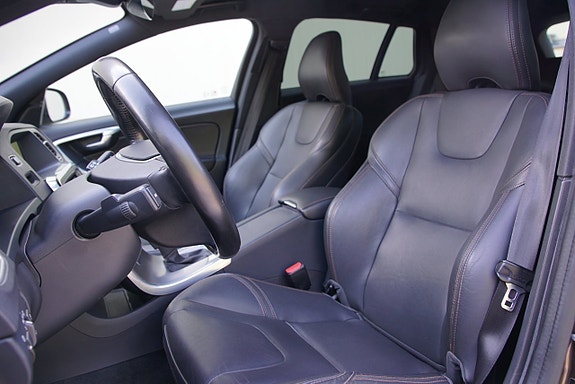 Volvo V60 Cross Country 14 of 26