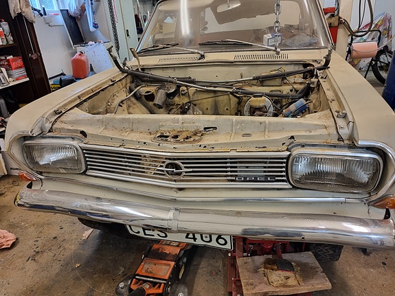 Opel Rekord 3 of 4