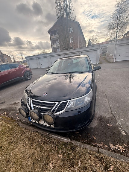 Saab 9-3 4 of 5