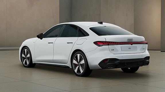 Audi A5 2 of 11