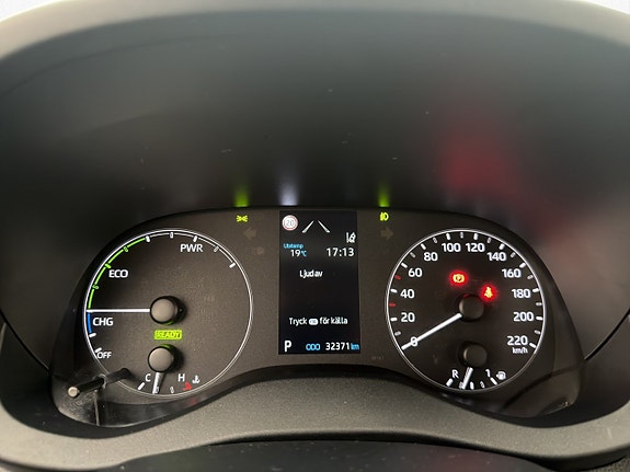 Toyota Yaris 19 of 30