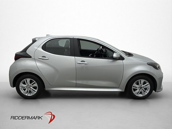 Toyota Yaris 9 of 30