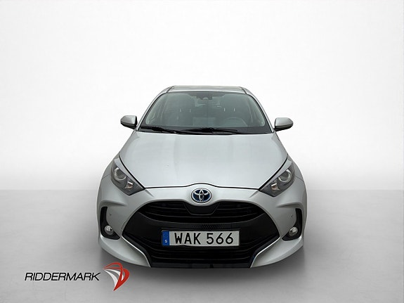 Toyota Yaris 2 of 5