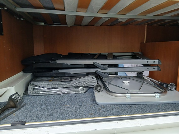 Elnagh Duke 590 L 10 of 11