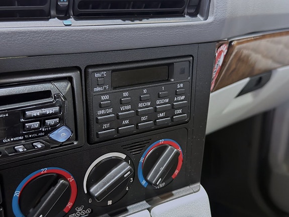 BMW 540i 22 of 24