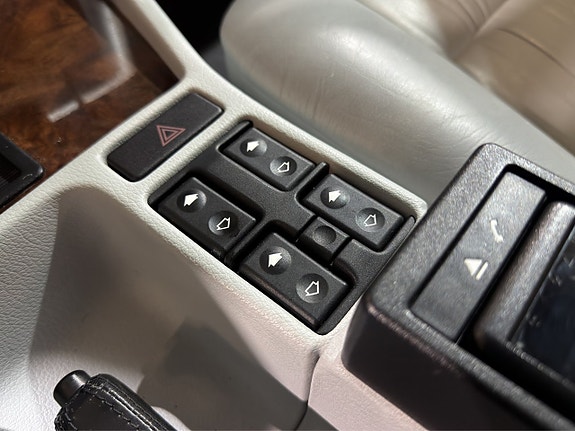 BMW 540i 19 of 24
