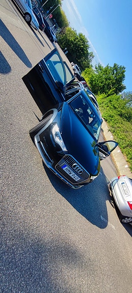 Audi A6 allroad 2 of 5