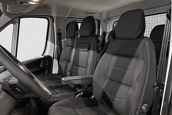 Peugeot Boxer 19 of 30