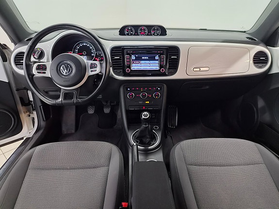 Volkswagen Beetle 8 of 18