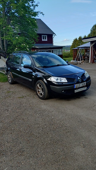 Renault Megane II 2 of 5