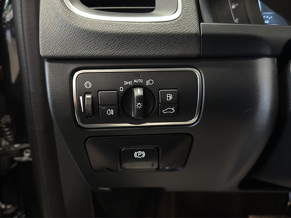 Volvo V60 19 of 24