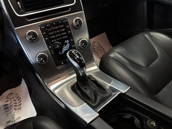 Volvo V60 18 of 24