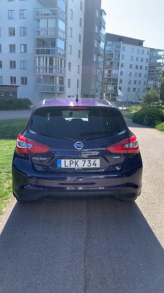 Nissan Pulsar 3 of 5