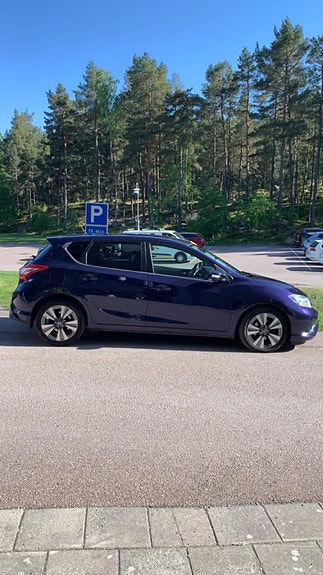 Nissan Pulsar 2 of 5