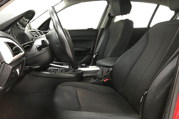 BMW 118d 13 of 25
