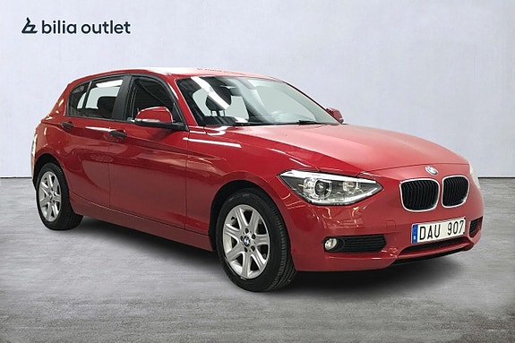BMW 118d 4 of 5