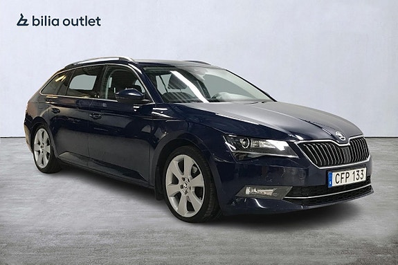 Skoda Superb 4 of 5