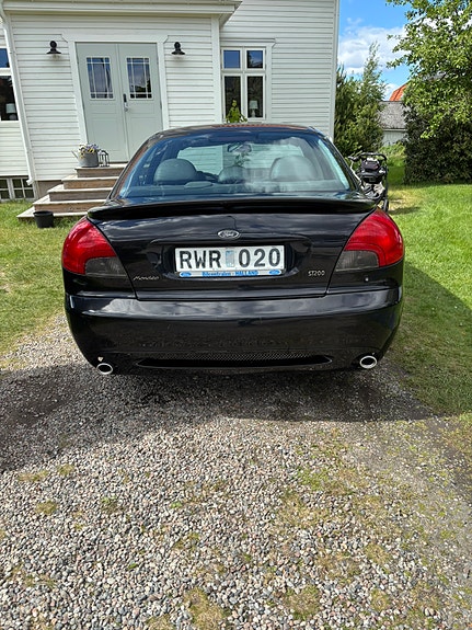 Ford Mondeo 3 of 4