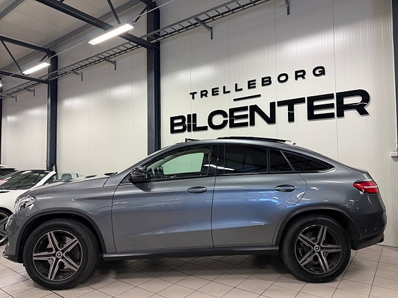 Mercedes-Benz GLE400 3 of 26