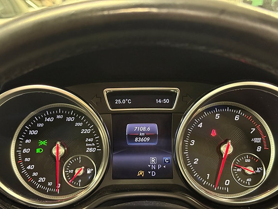 Mercedes-Benz GLE400 26 of 26