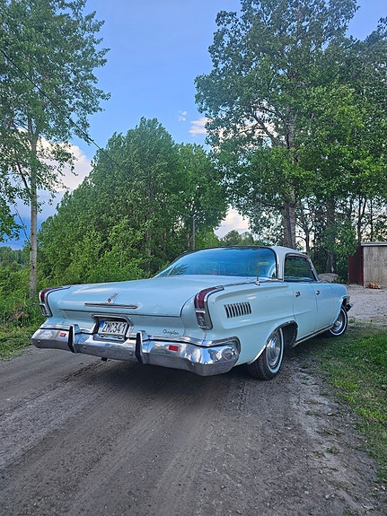 Chrysler New Yorker 2 of 5