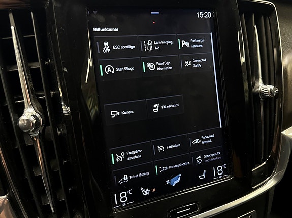 Volvo V90 Cross Country 17 of 19