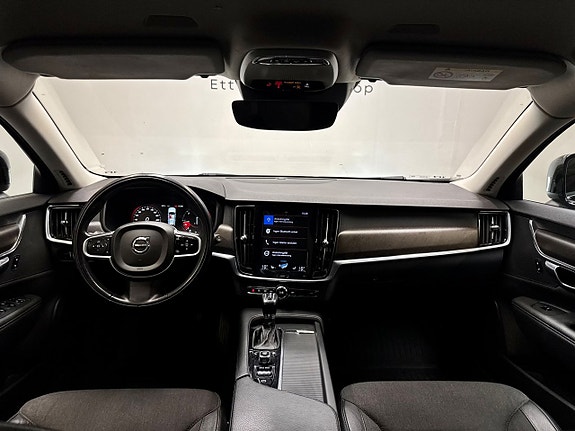 Volvo V90 Cross Country 14 of 19
