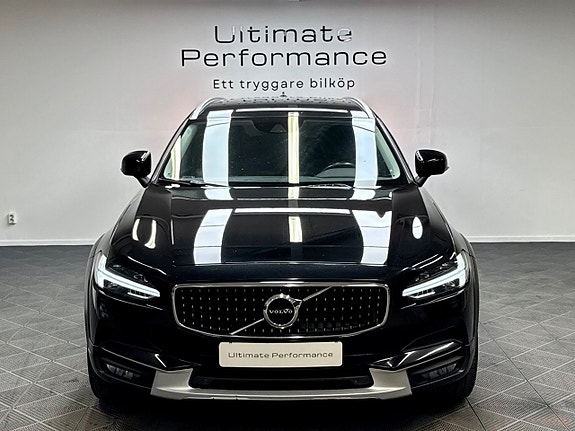 Volvo V90 Cross Country 6 of 19