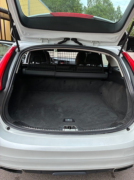 Volvo V60 7 of 7