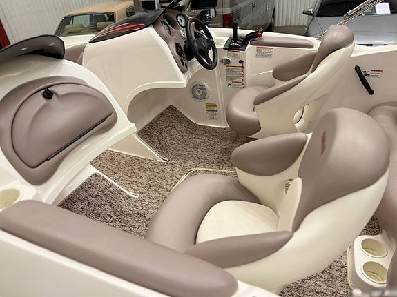 Yamaha LS2000 7sitsig Jetbåt 270hk 2001| Avbet*Byte*Export 3 of 12