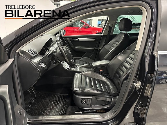 Volkswagen Passat Alltrack 11 of 23