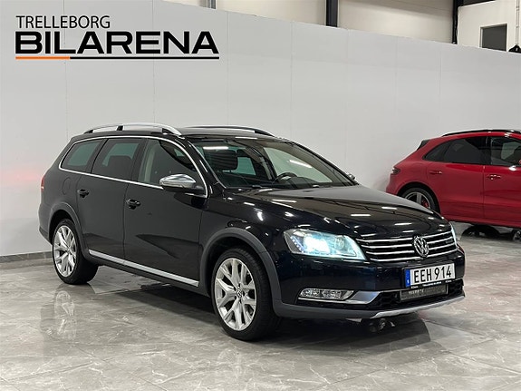 Volkswagen Passat Alltrack 2 of 5