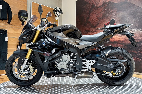 BMW S 1000 R |Akrapovic|Sport package|Dynamic package|Farthållare| 2 of 5